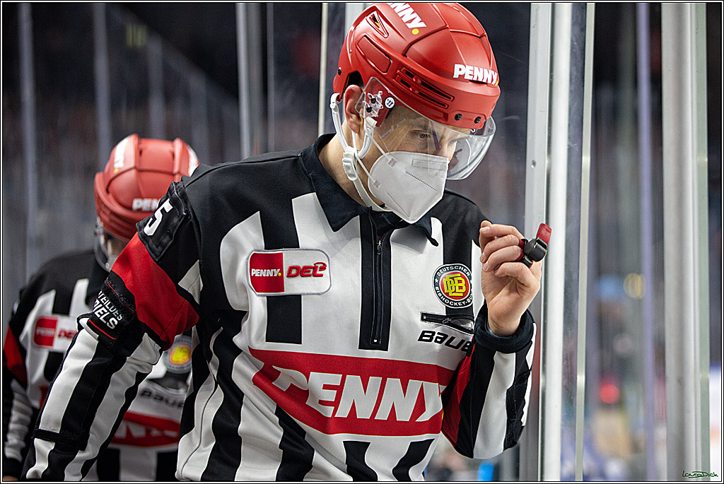 PENNY DEL; Koelner Haie- Duesseldorfer EG; Koeln, 16.01.2022